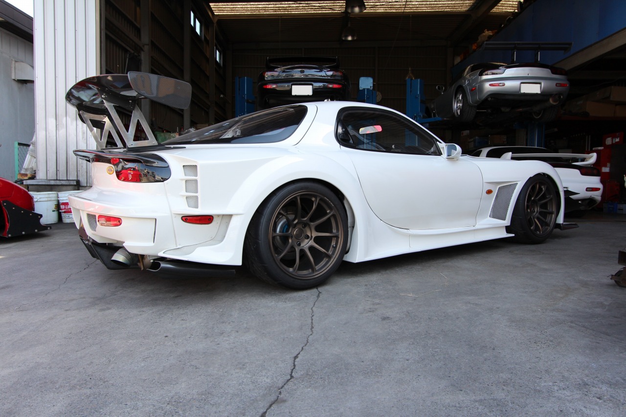 Product description Panspeed 2015 NEW wide body kit for RX-7 FD3S. 